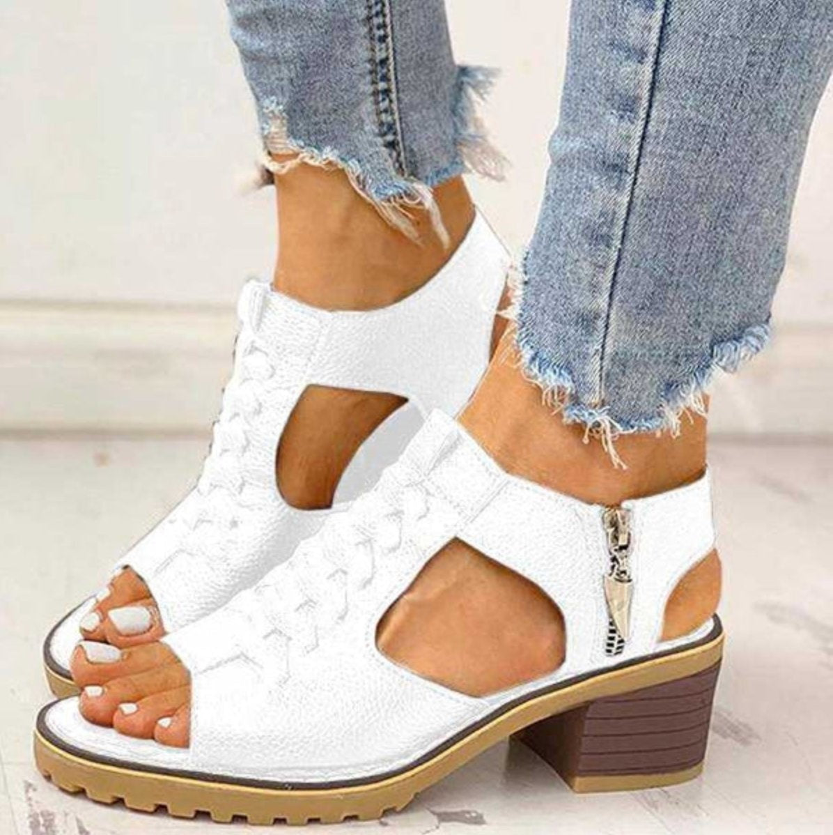 Victoria | Sandalias de Tacón Cuadrado con Cordones Mujer